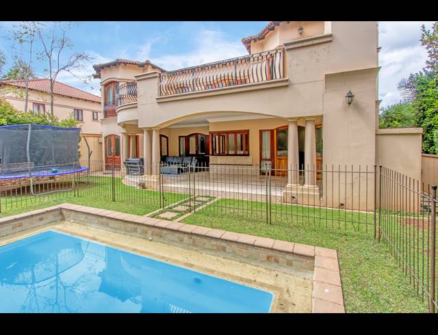 4 BEDROOM HOUSE FOR SALE IN BRYANSTON
